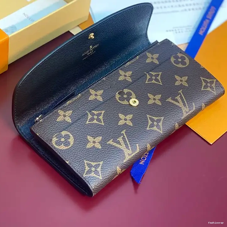 Fashionrepsfam ru LV Bags 2411YA0032 0819